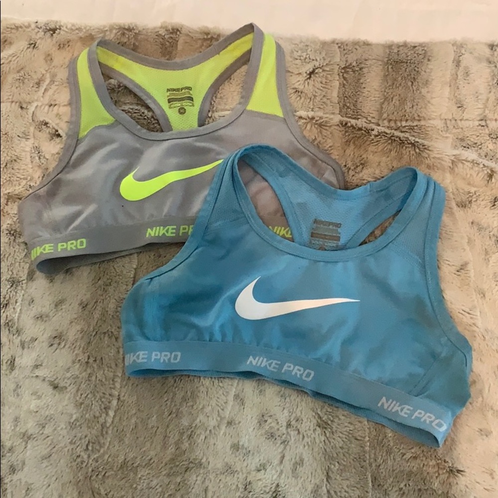 Girls 2 nike sports bra